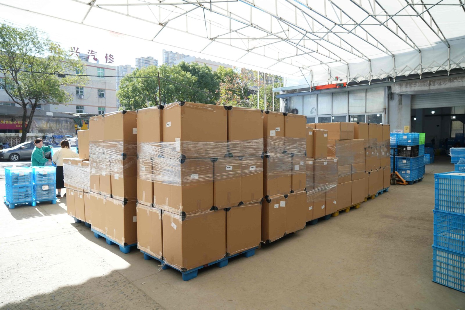 Global Logistics Warehouse